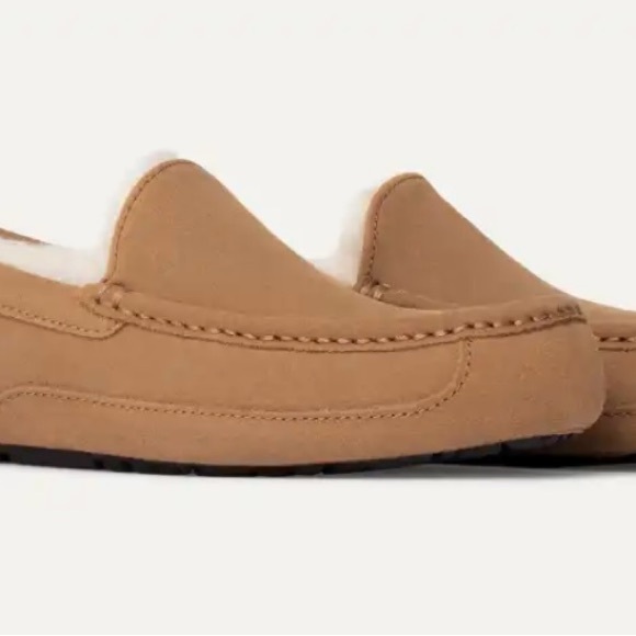 Ugg Ascot Loafers - Picture 2 of 3